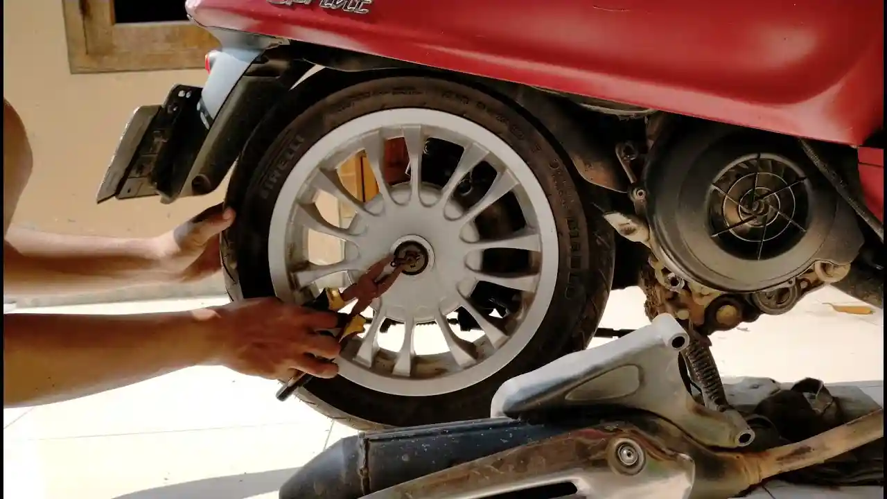 Merawat Vespa Matic