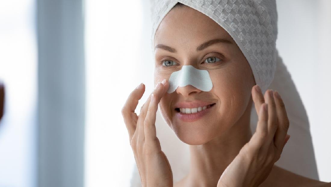 Masker Komedo