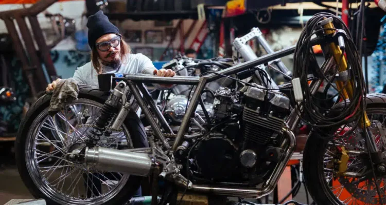 Motor Custom Indonesia, Karya Bengkel yang Mengubah Mesin Menjadi Identitas